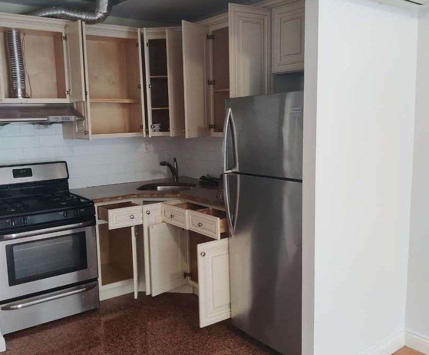 1st image of 7124 163rd St