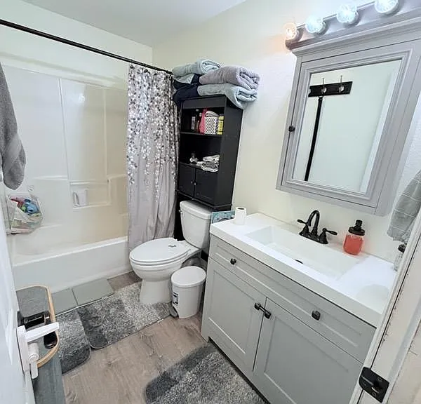 205 Christopher Ct — Photo 15