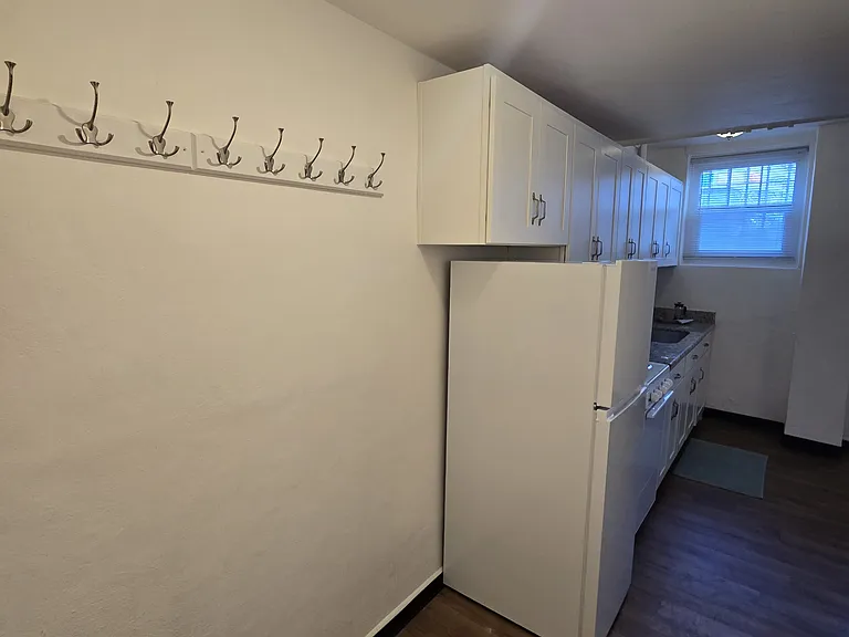 The Castle Apartments — Photo 11