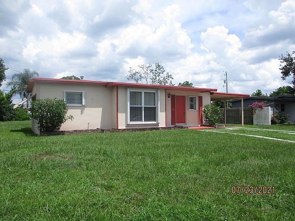2nd image of 435 SE Airoso Blvd