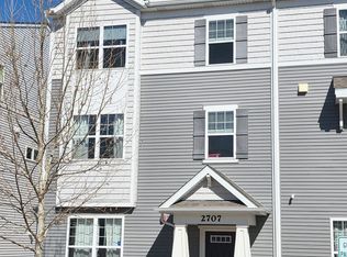2707 Lily Ln, Rolling Meadows, IL 60008
