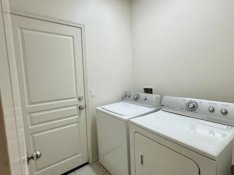 11507 Piona Ln — Photo 21