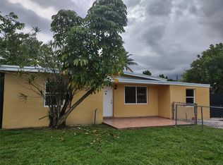 128 Miami Gardens Rd, West Park, FL 33023