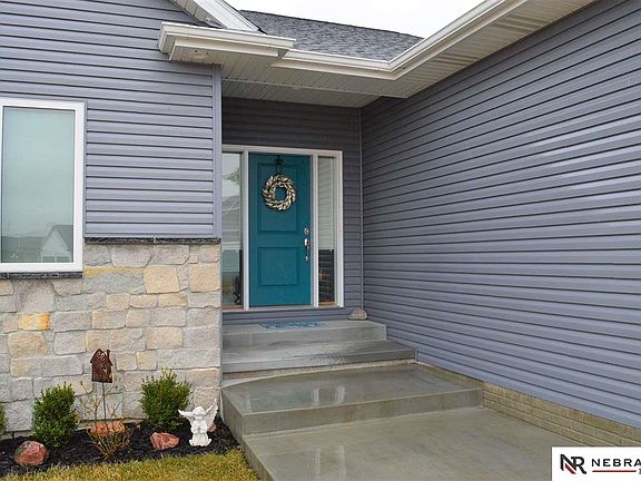 3rd image of 7130 N 50th Pl