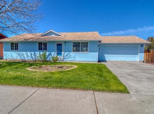 3425 SW Reindeer Ave, Redmond, OR 97756