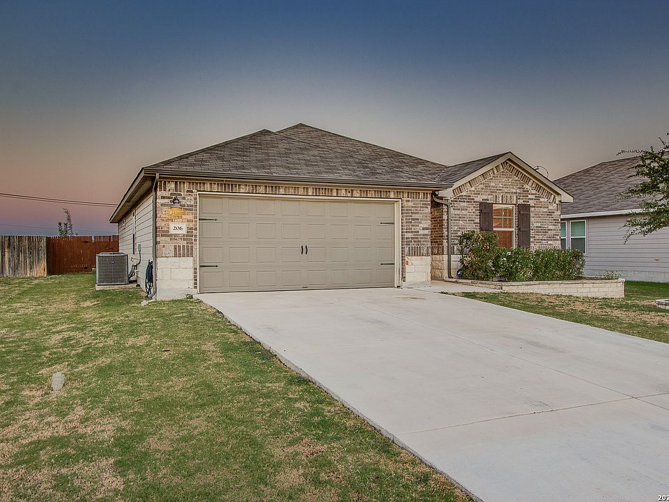 1st image of 206 Santo Spirit Rd
