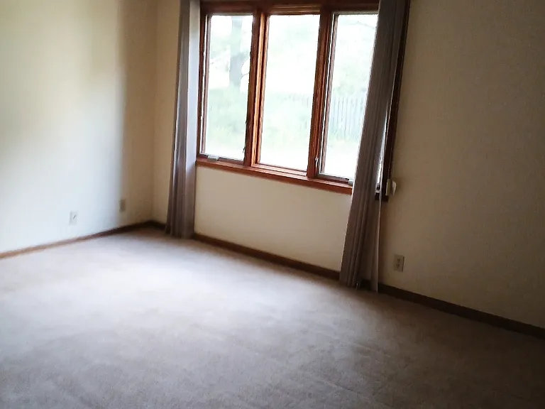 1630 Trelawney Dr — Photo 6