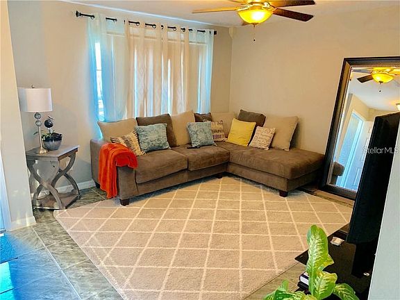 Home For Sale In Rivers Edge