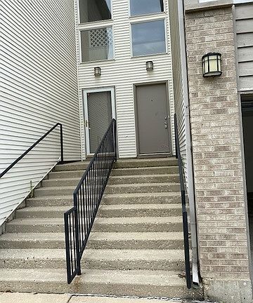 2nd image of 642 Diamond Pointe Dr