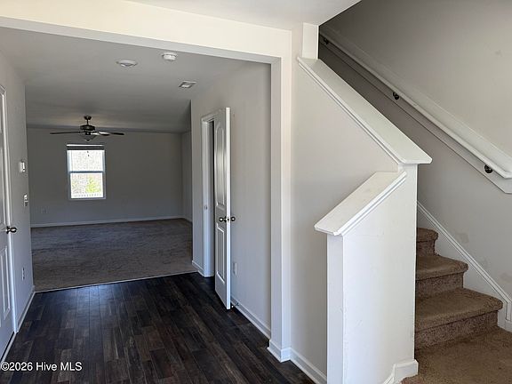 2nd image of 472 Poppleton Dr