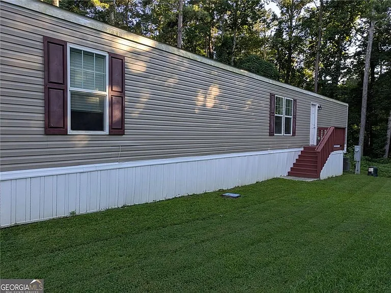 255 Greenview Cir — Photo 10