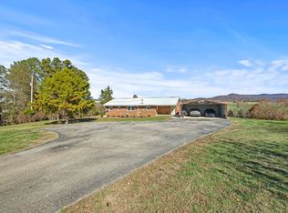 165 Bradley Qualls Ln, Rickman, TN 38580