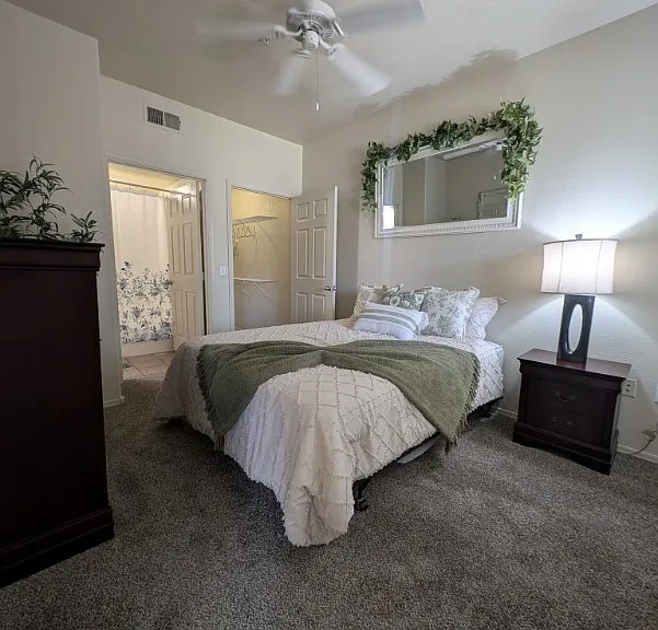 1 bedroom, bedroom