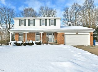 1654 Squaw Creek Dr, Girard, OH 44420