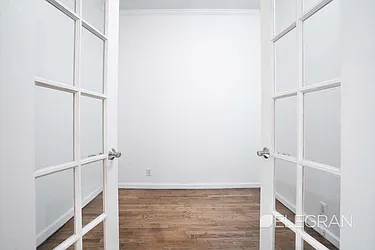 Rented by (Legacy) Elegran