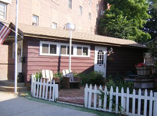 496 Main St, Winsted, CT 06098