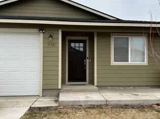 918 SE Maliah Ave, Madras, OR 97741