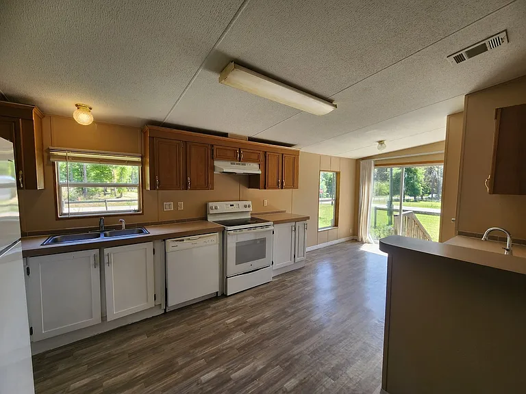 1726 NW 119th Ct — Photo 7