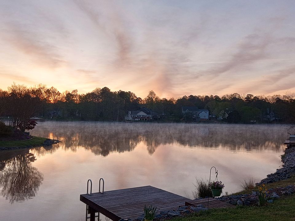 1st image of 311 Winward Pointe Dr