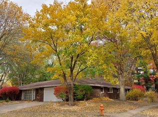 2208 Wyld Dr, Urbana, IL