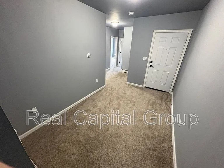 44 Alexander St #2 — Photo 14
