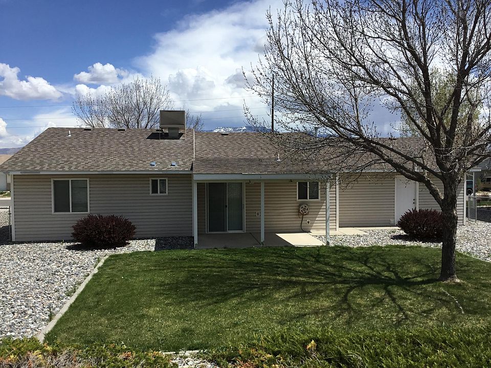 2nd image of 604 Glacier Dr Unit A