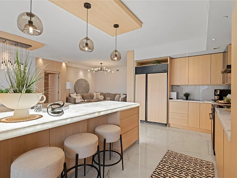 17875 Collins Ave #502 — Photo 10
