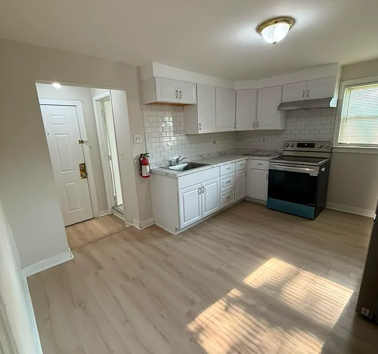 605 Spruce St #605SPRUCEST-2
