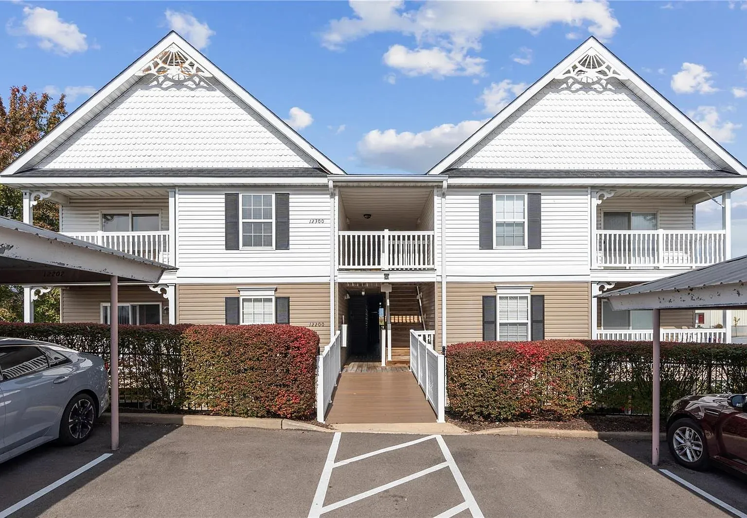 2 bed, 1018 sqft, $1,625 — Photo 1