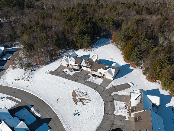 2nd image of 91-6 Hall Road