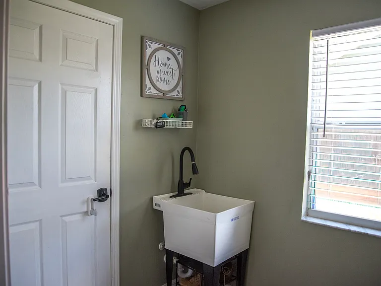 985 Pelican Ln — Photo 19
