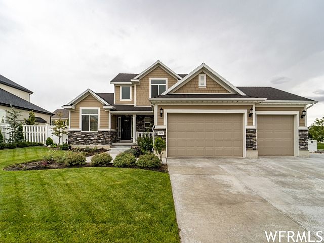1st image of 803 W 2920 N