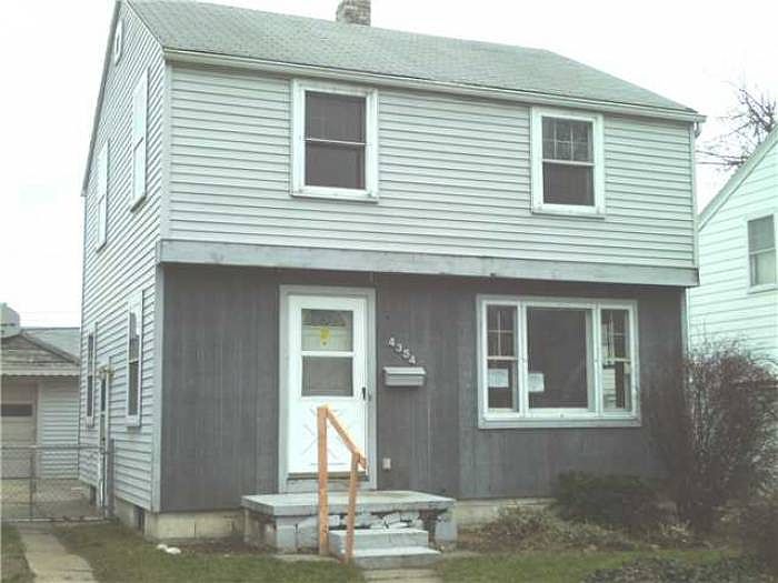 FRONT EXTERIOR