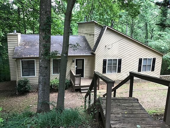 2nd image of 359 Knollwood Ln