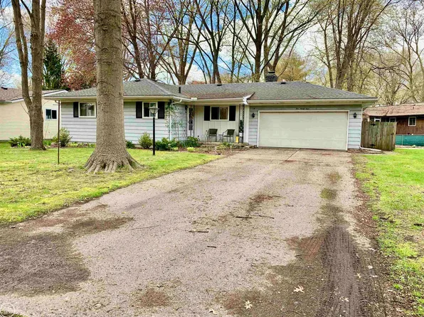 591 Market St, Algonac, MI 48001