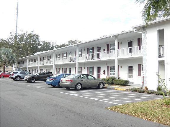 2nd image of 300 Clyde Ln APT 204