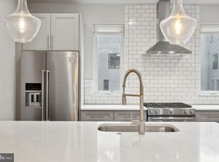 443 Shurs Ln #11, Philadelphia, PA 19128