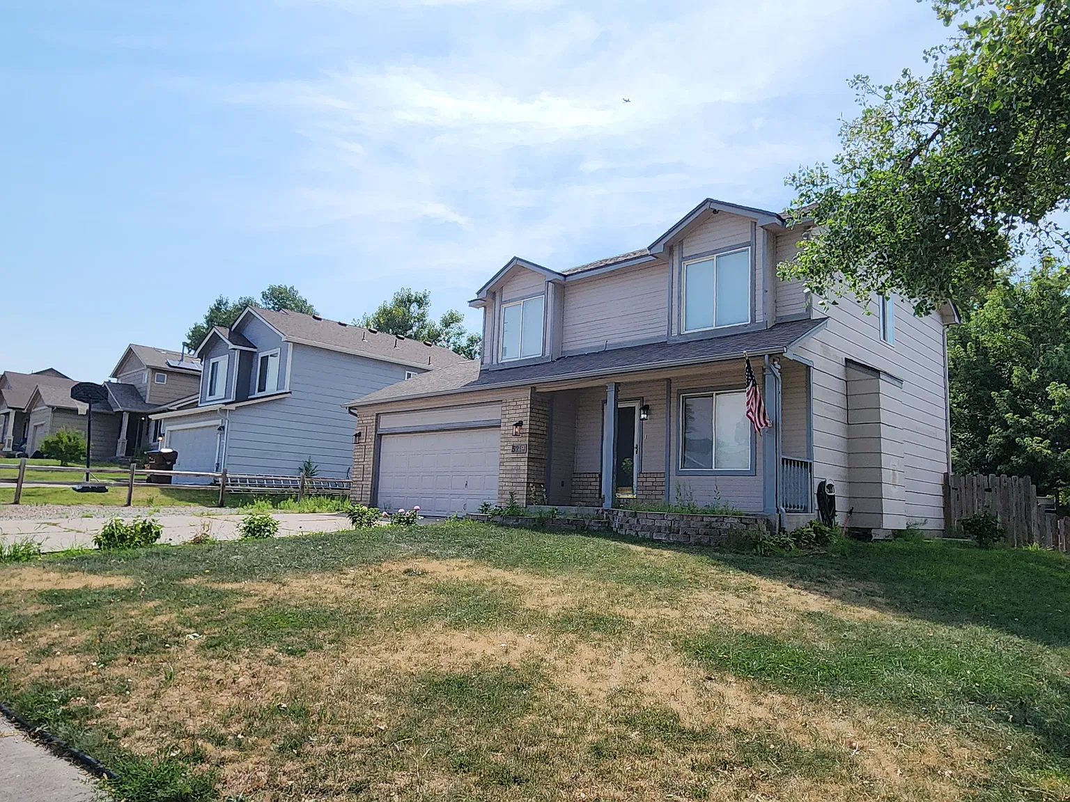3 bed, 2.5 bath, 2026 sqft, $2,100 — Photo 1