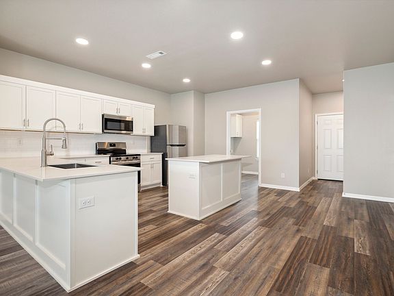 3rd image of 693 Morsani Ave #359A