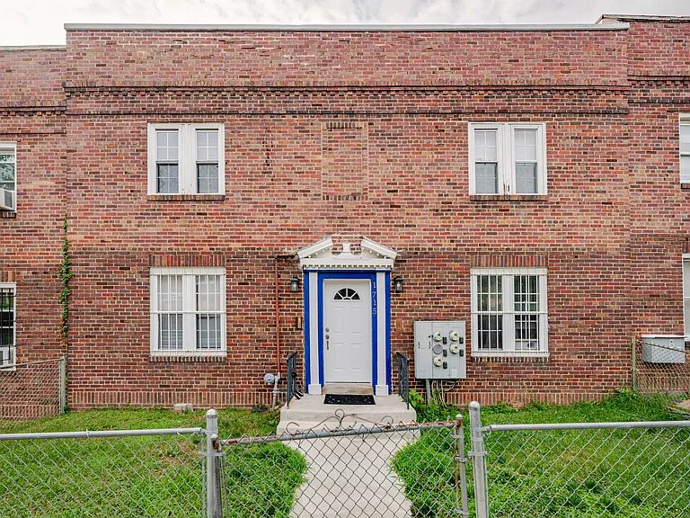 1715 Capitol Ave NE #3 — Photo 12