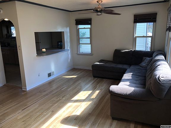 5th image of 515 N 1st St