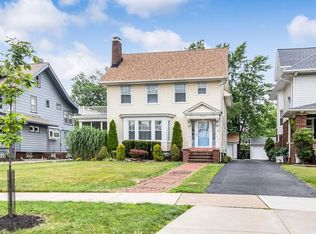 17226 Clifton Blvd, Lakewood, OH