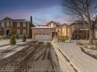 10 Gorman Park Rd, Toronto, ON M3H 3K4