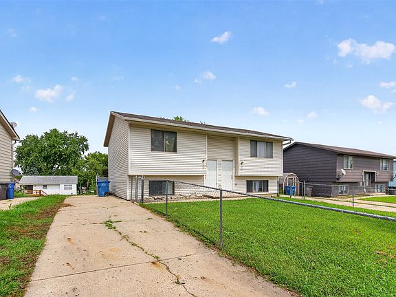 2nd image of 2024-2026 E Caulder Ave