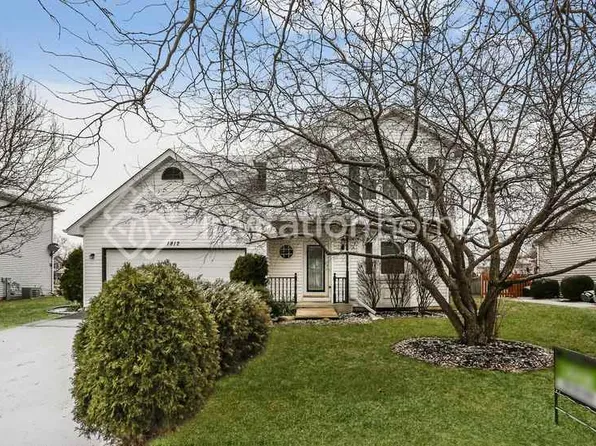 1812 Harvest Ln, Plainfield, IL 60586