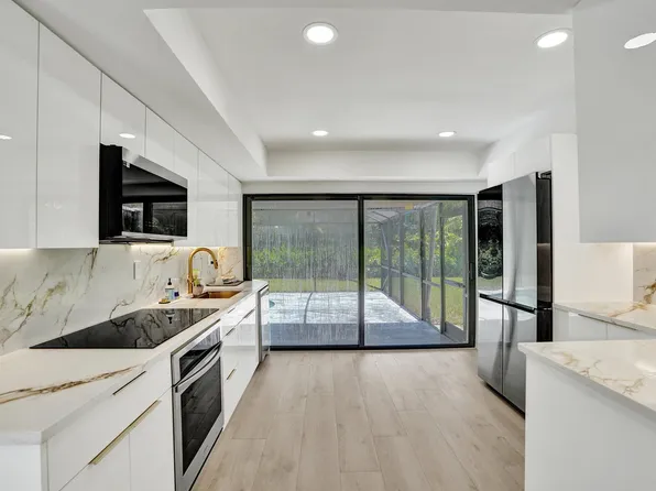 840 SW 3rd St, Boca Raton, FL 33486