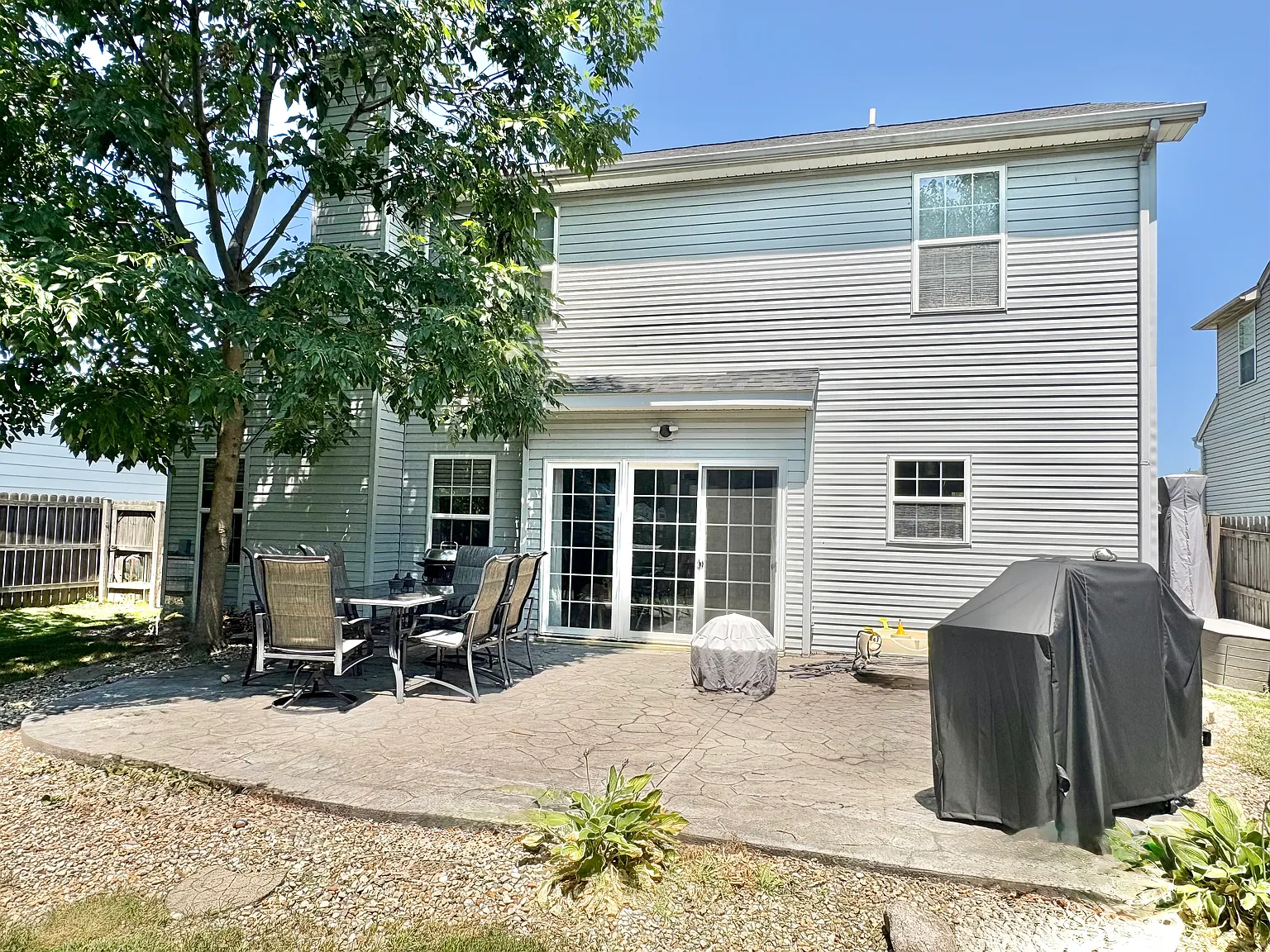 3 bed, 1837 sqft, $2,800 — Photo 3