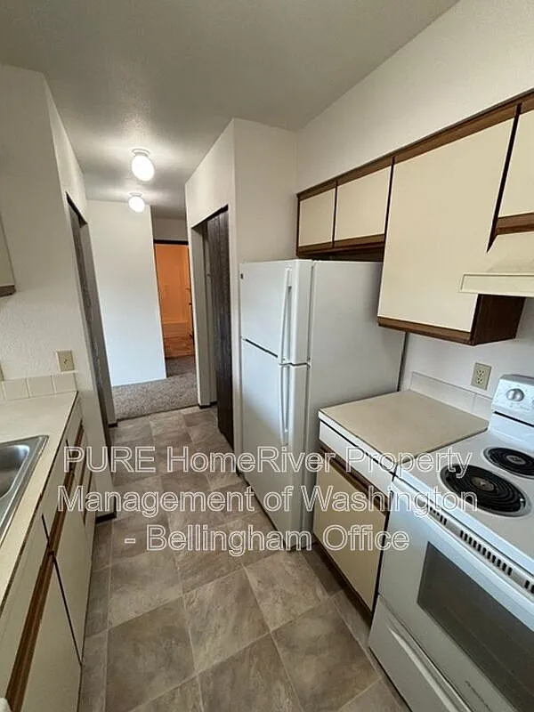 1 bed, 1.0 bath, 600 sqft, $1,375 — Photo 2