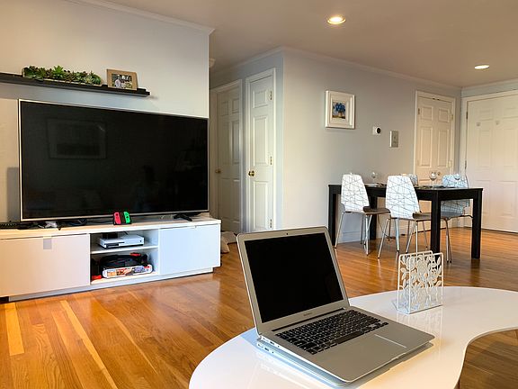 5th image of 95 Clifton St APT 202