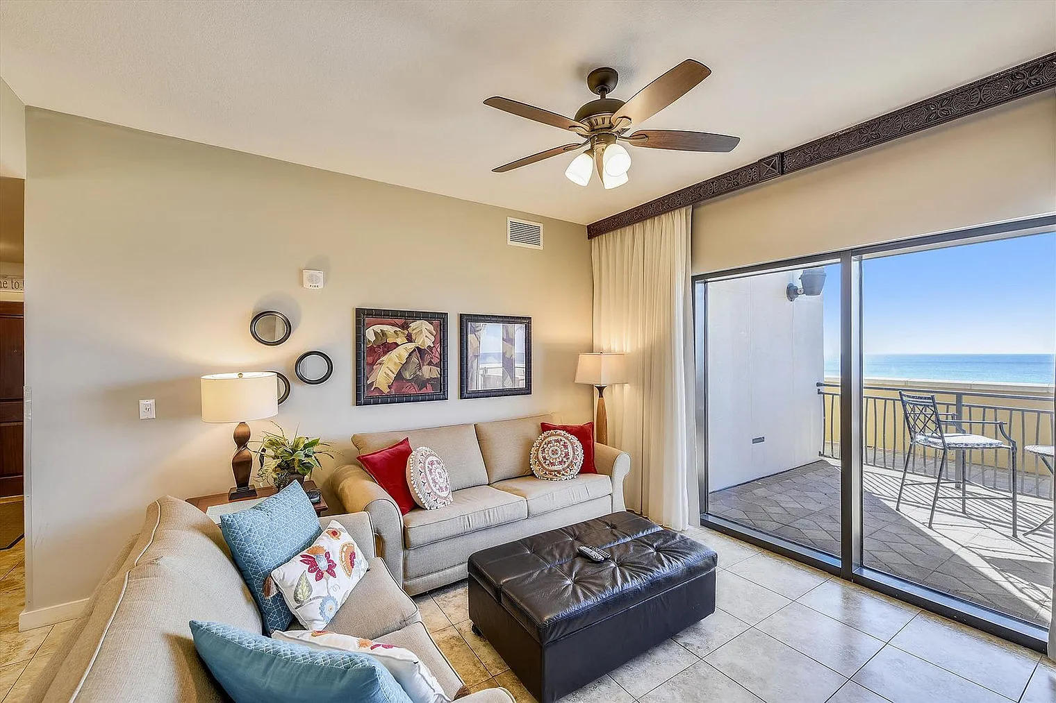 3 bed, 3.0 bath, 1797 sqft, $5,682 — Photo 2